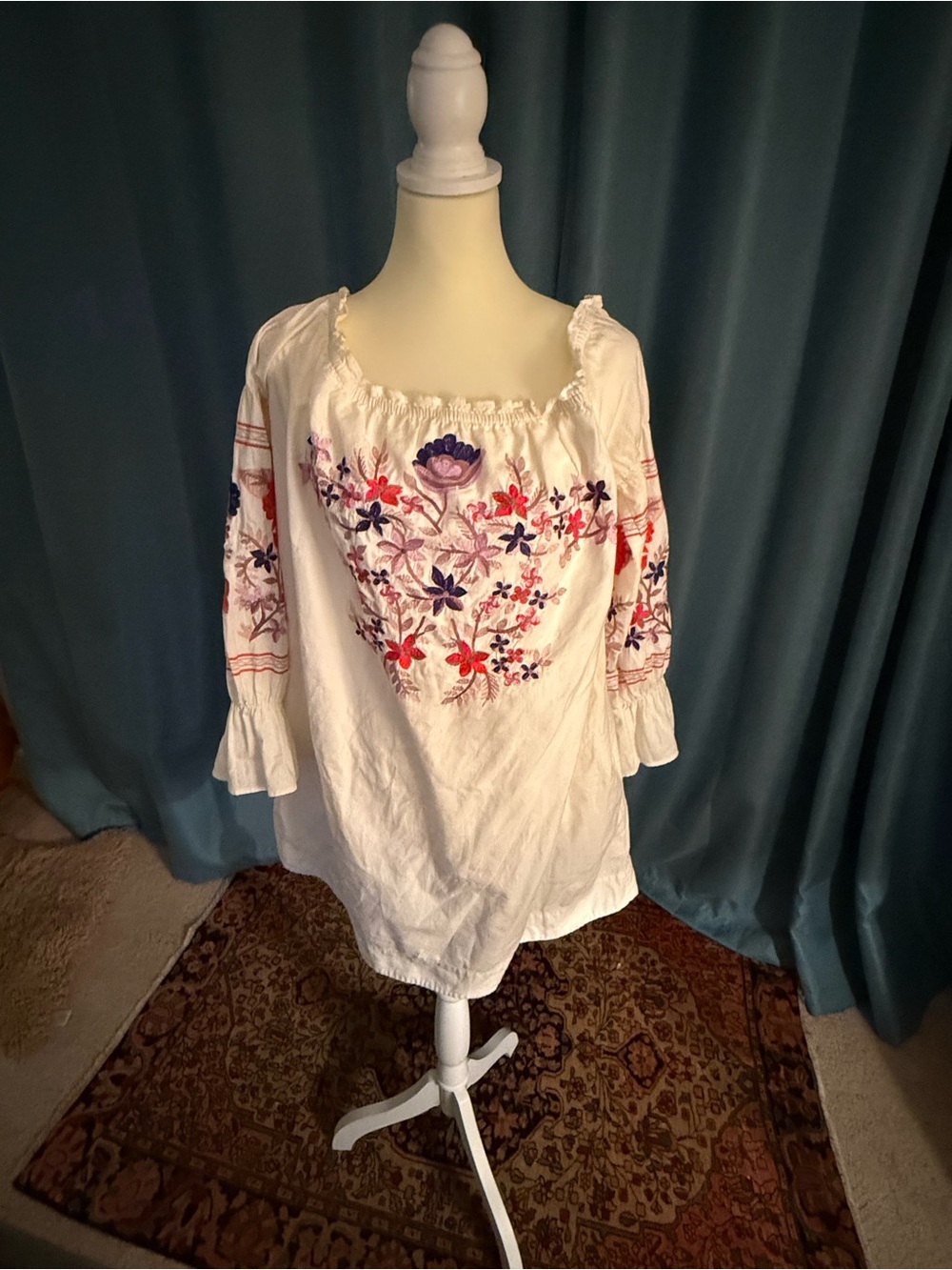 Free People White Cotton Peasant Tunic with Multicolor Floral Embroidery